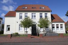Ferienwohnung in Wangerooge (Nordseebad) - Feuerstein 4, exklusive Wohnung mit Terrasse